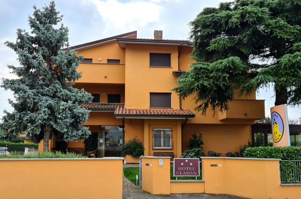 Hotel Cladan Assisi Kültér fotó