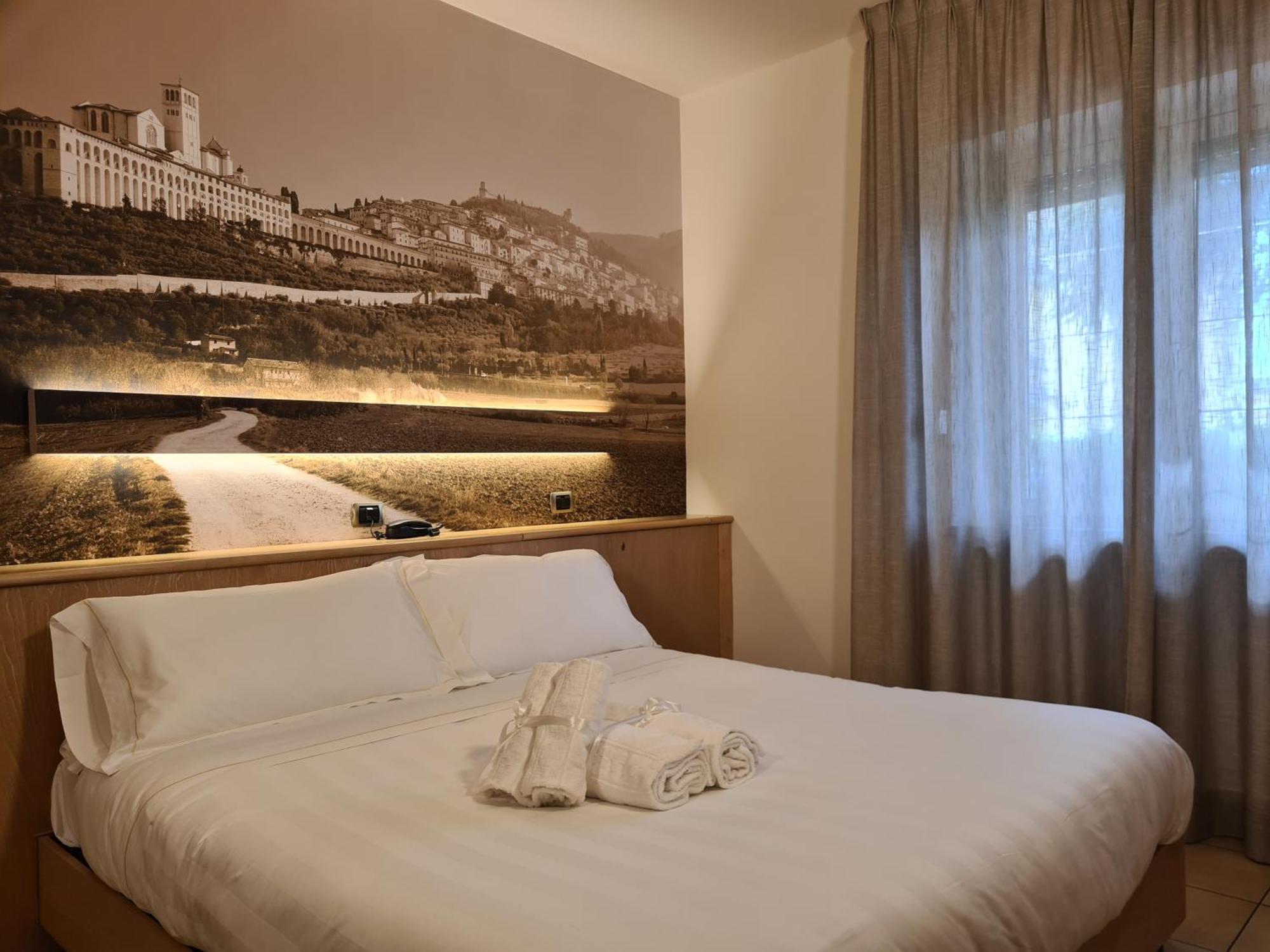 Hotel Cladan Assisi Kültér fotó