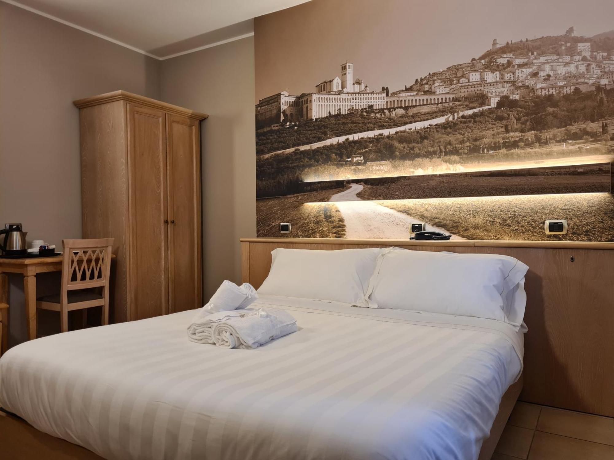 Hotel Cladan Assisi Kültér fotó